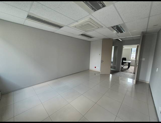 382M² OFFICE TO LET IN SANDTON CENTRAL